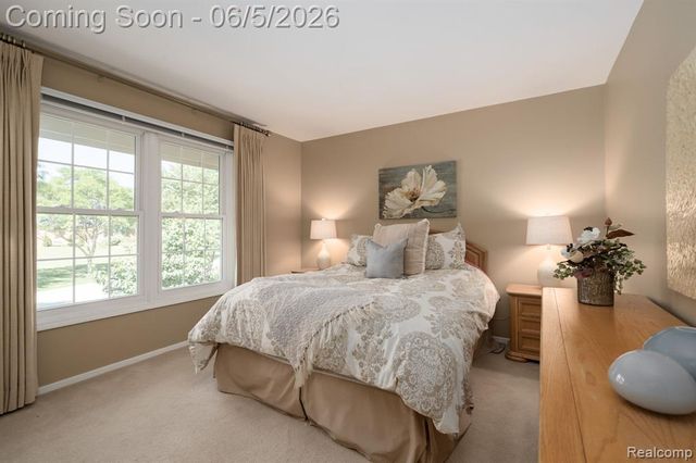 44828 Roundview Drive, Novi, MI 48375