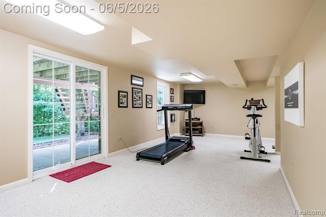 44828 Roundview Drive, Novi, MI 48375