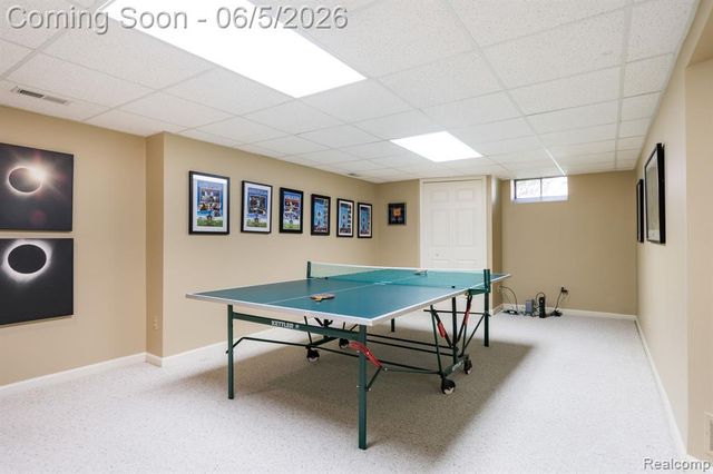 44828 Roundview Drive, Novi, MI 48375