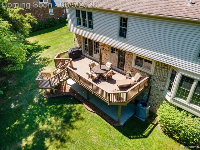 44828 Roundview Drive, Novi, MI 48375