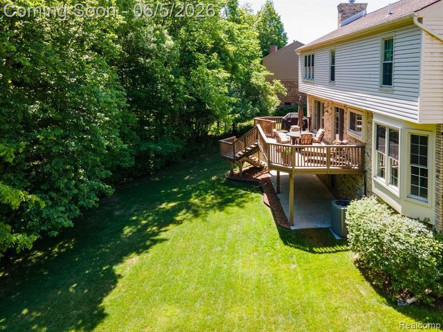 44828 Roundview Drive, Novi, MI 48375