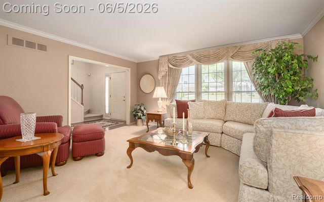 44828 Roundview Drive, Novi, MI 48375