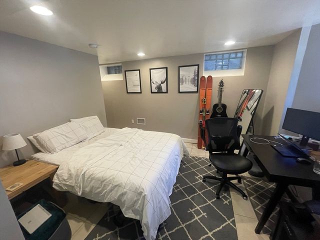 121 G Street 1, Boston, MA 02127