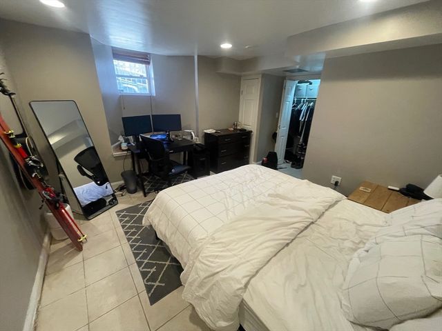 121 G Street 1, Boston, MA 02127