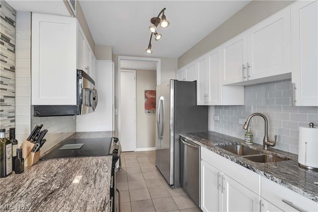 12700 Lake Avenue 2602, Lakewood, OH 44107