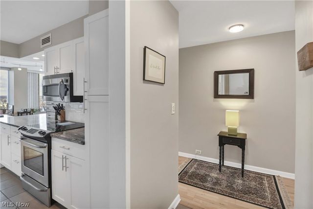 12700 Lake Avenue 2602, Lakewood, OH 44107