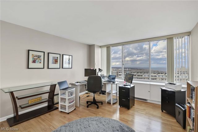 12700 Lake Avenue 2602, Lakewood, OH 44107