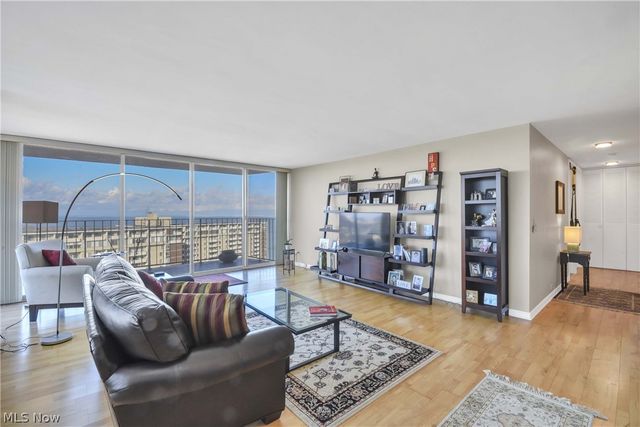 12700 Lake Avenue 2602, Lakewood, OH 44107