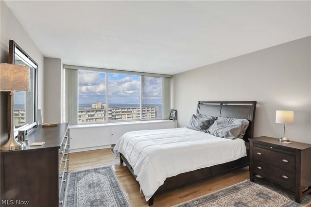 12700 Lake Avenue 2602, Lakewood, OH 44107