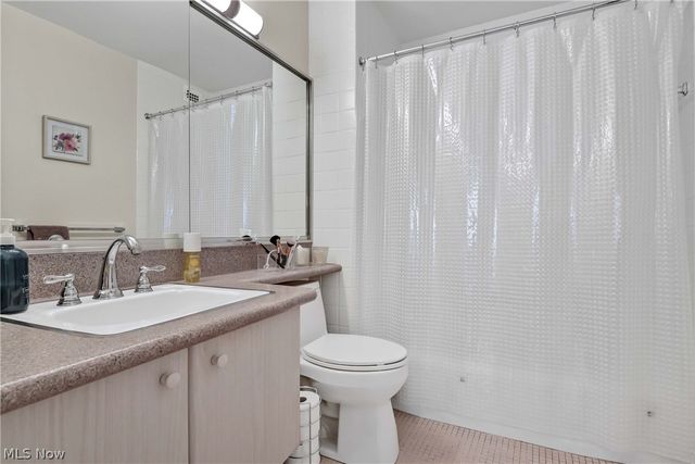 12700 Lake Avenue 2602, Lakewood, OH 44107