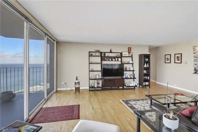 12700 Lake Avenue 2602, Lakewood, OH 44107