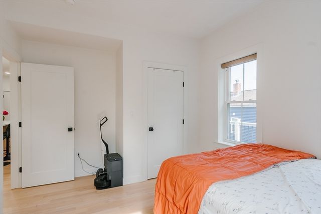 43 Withington St 7, Boston, MA 02124