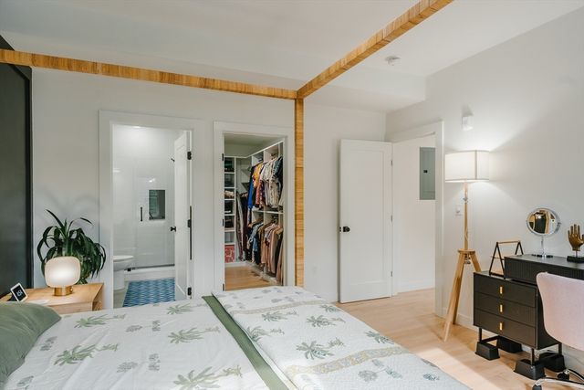 43 Withington St 7, Boston, MA 02124