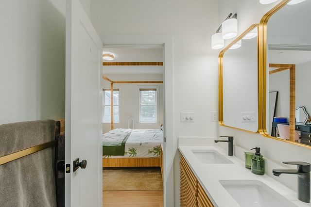 43 Withington St 7, Boston, MA 02124