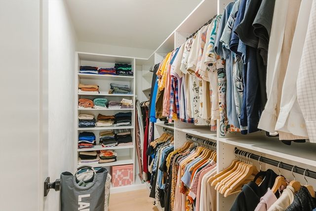 43 Withington St 7, Boston, MA 02124