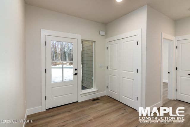 1540 W Pipestone Drive, Wasilla, AK 99654