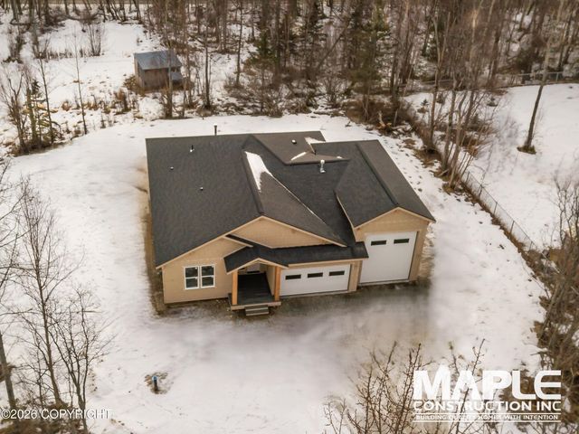 1540 W Pipestone Drive, Wasilla, AK 99654
