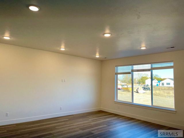 662 S 2315 W, Rexburg, ID 83440