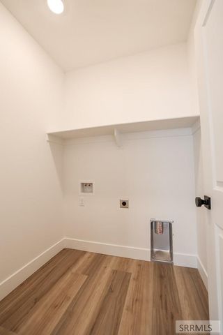 662 S 2315 W, Rexburg, ID 83440