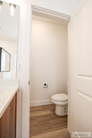 662 S 2315 W, Rexburg, ID 83440