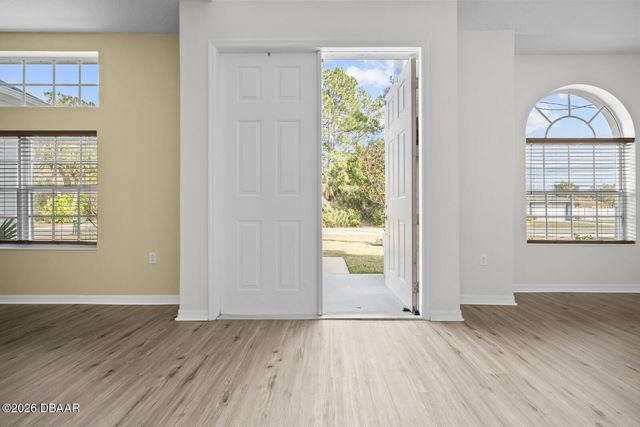 21 Whittingham Lane, Palm Coast, FL 32164