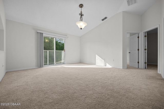 21 Whittingham Lane, Palm Coast, FL 32164