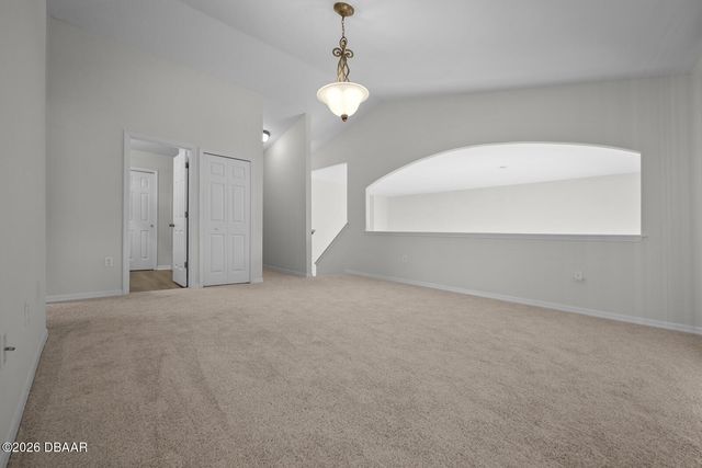 21 Whittingham Lane, Palm Coast, FL 32164