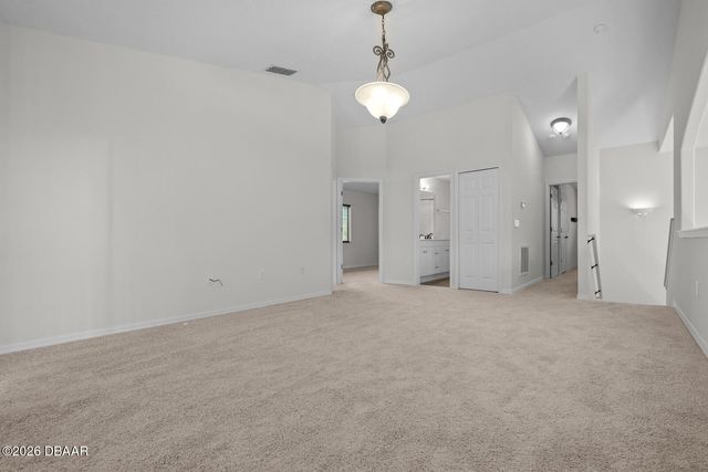 21 Whittingham Lane, Palm Coast, FL 32164