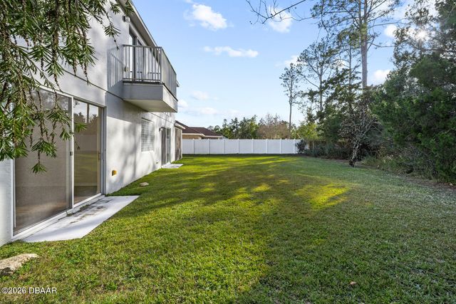 21 Whittingham Lane, Palm Coast, FL 32164