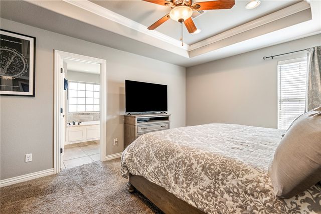 688 Olivia Lane, Centerton, AR 72719