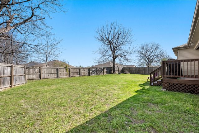 688 Olivia Lane, Centerton, AR 72719