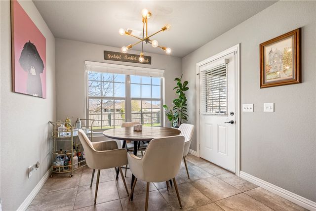 688 Olivia Lane, Centerton, AR 72719