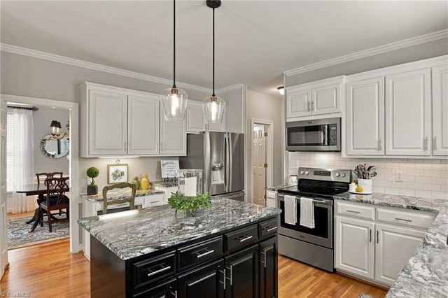 2803 Hackney Way, Jamestown, NC 27282