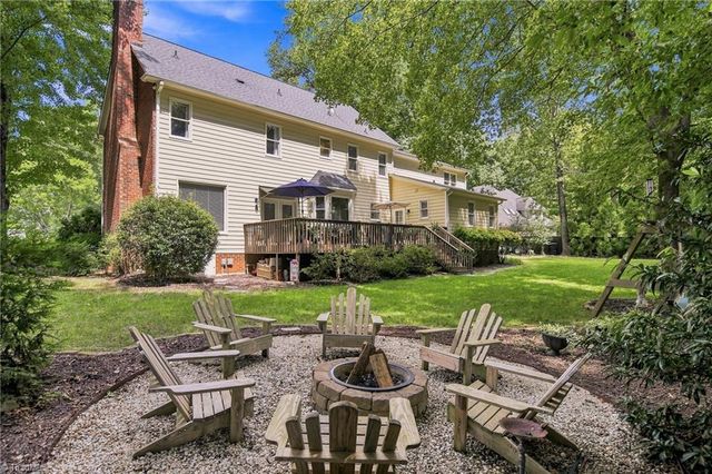 2803 Hackney Way, Jamestown, NC 27282