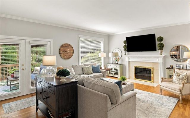 2803 Hackney Way, Jamestown, NC 27282