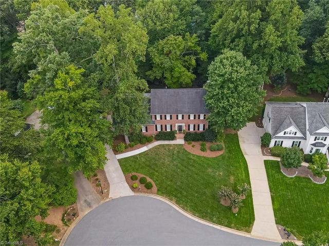 2803 Hackney Way, Jamestown, NC 27282