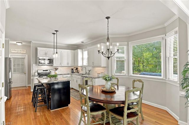 2803 Hackney Way, Jamestown, NC 27282