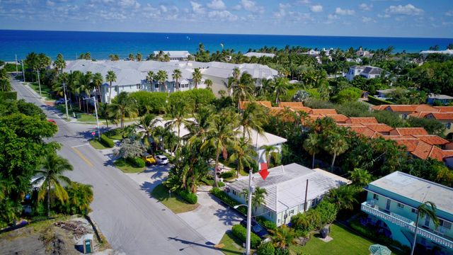 1020 Casuarina Road, Delray Beach, FL 33483