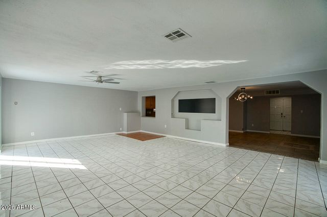 3049 W SUNNYSIDE Drive, Phoenix, AZ 85029