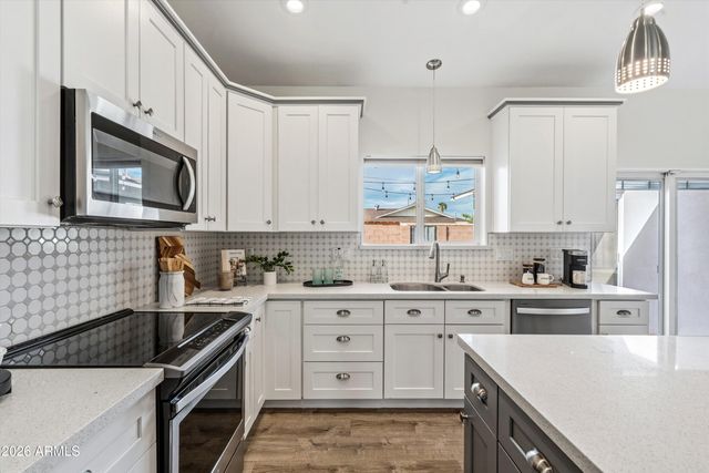 8522 E VERNON Avenue, Scottsdale, AZ 85257