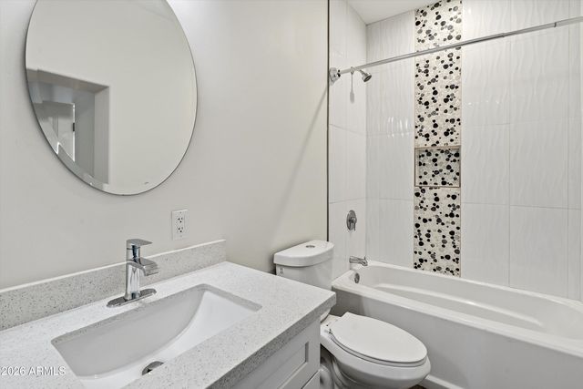 8522 E VERNON Avenue, Scottsdale, AZ 85257