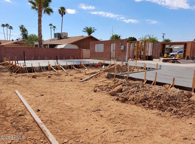 8522 E VERNON Avenue, Scottsdale, AZ 85257