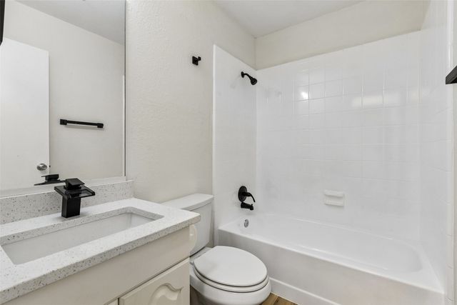 7801 Bordeaux Lane, Rowlett, TX 75089