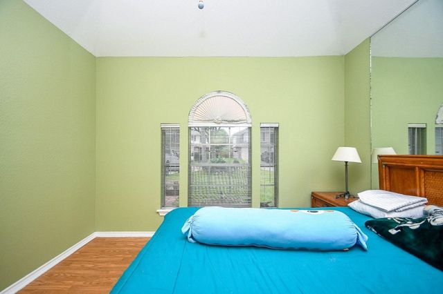 9111 Belle Glen Drive, Houston, TX 77099