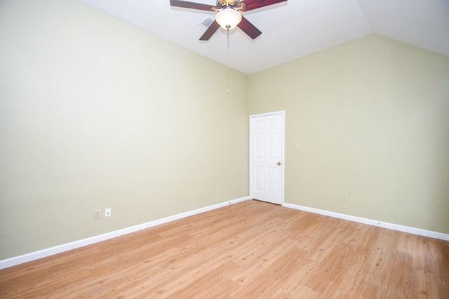 9111 Belle Glen Drive, Houston, TX 77099