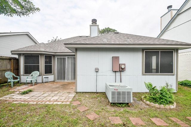 9111 Belle Glen Drive, Houston, TX 77099