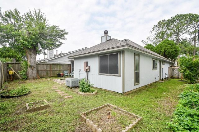 9111 Belle Glen Drive, Houston, TX 77099