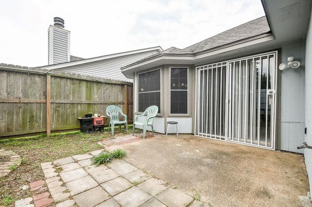 9111 Belle Glen Drive, Houston, TX 77099