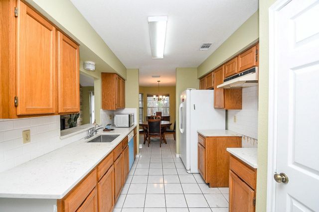 9111 Belle Glen Drive, Houston, TX 77099