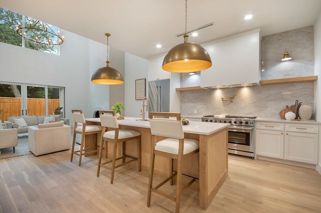 6632 Lockheed Avenue, Dallas, TX 75209